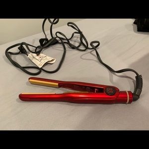 Mini Chi flat iron